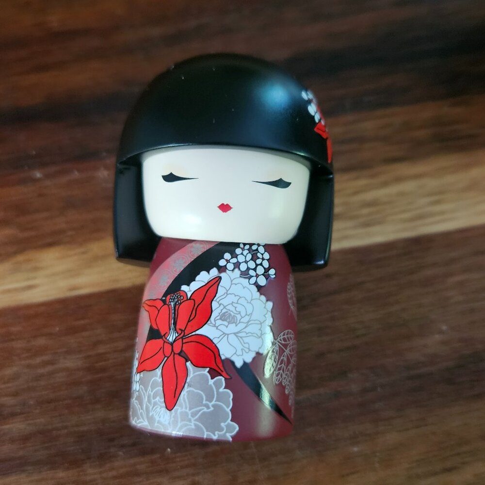 kimmidoll figurine  nobuko japanese kimmi doll believe embodies a life principle